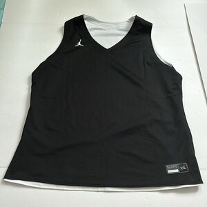 NiKe Jordan Women Reversible V Neck Sleeveless Jersey B&W XX-Large AT0536-106
